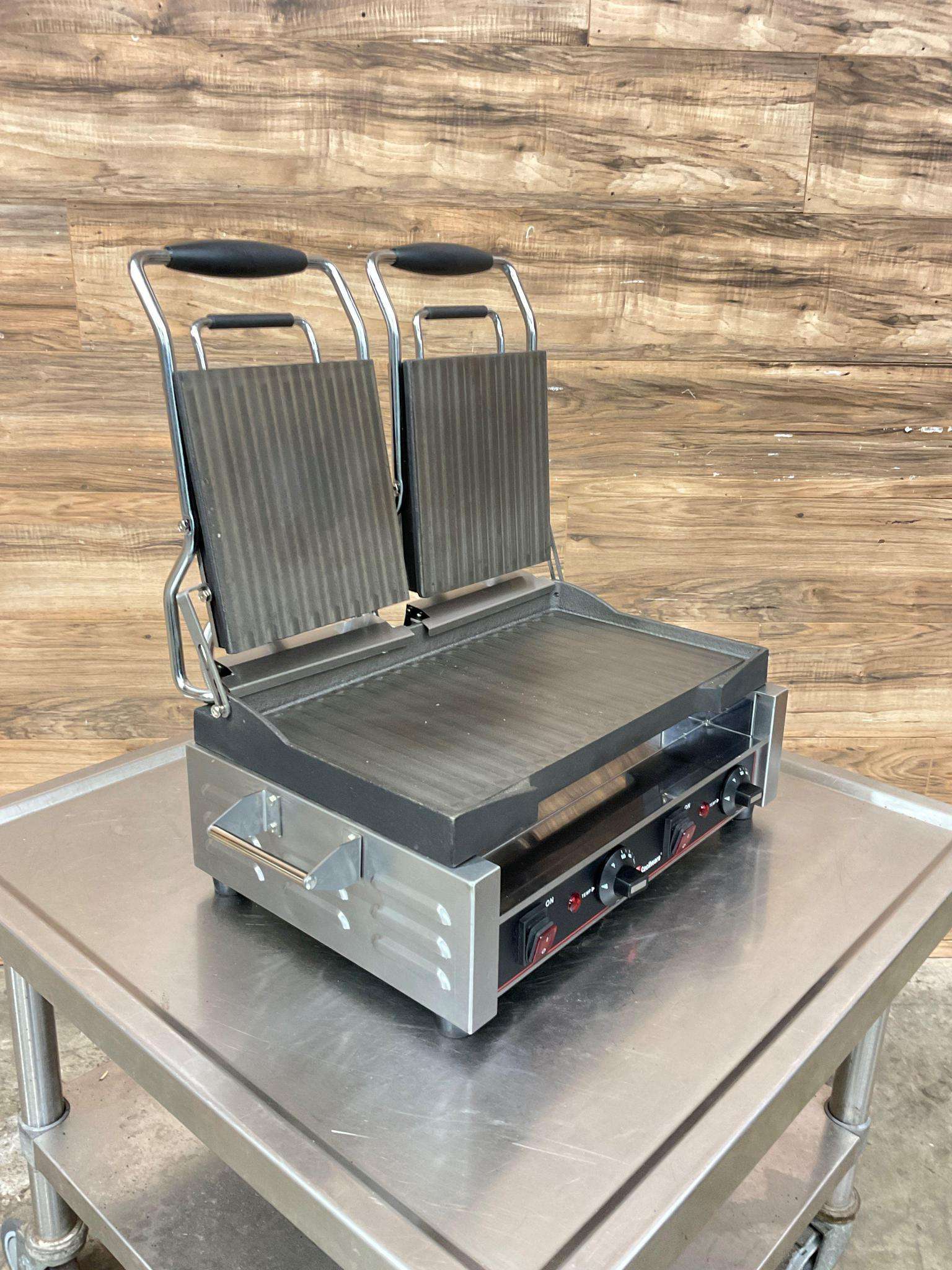 Waring Commercial - Double Italian-Style Panini/Flat Grill with